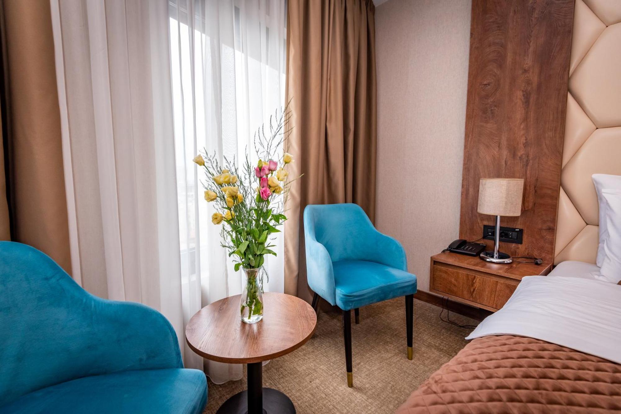 Comfort King Room