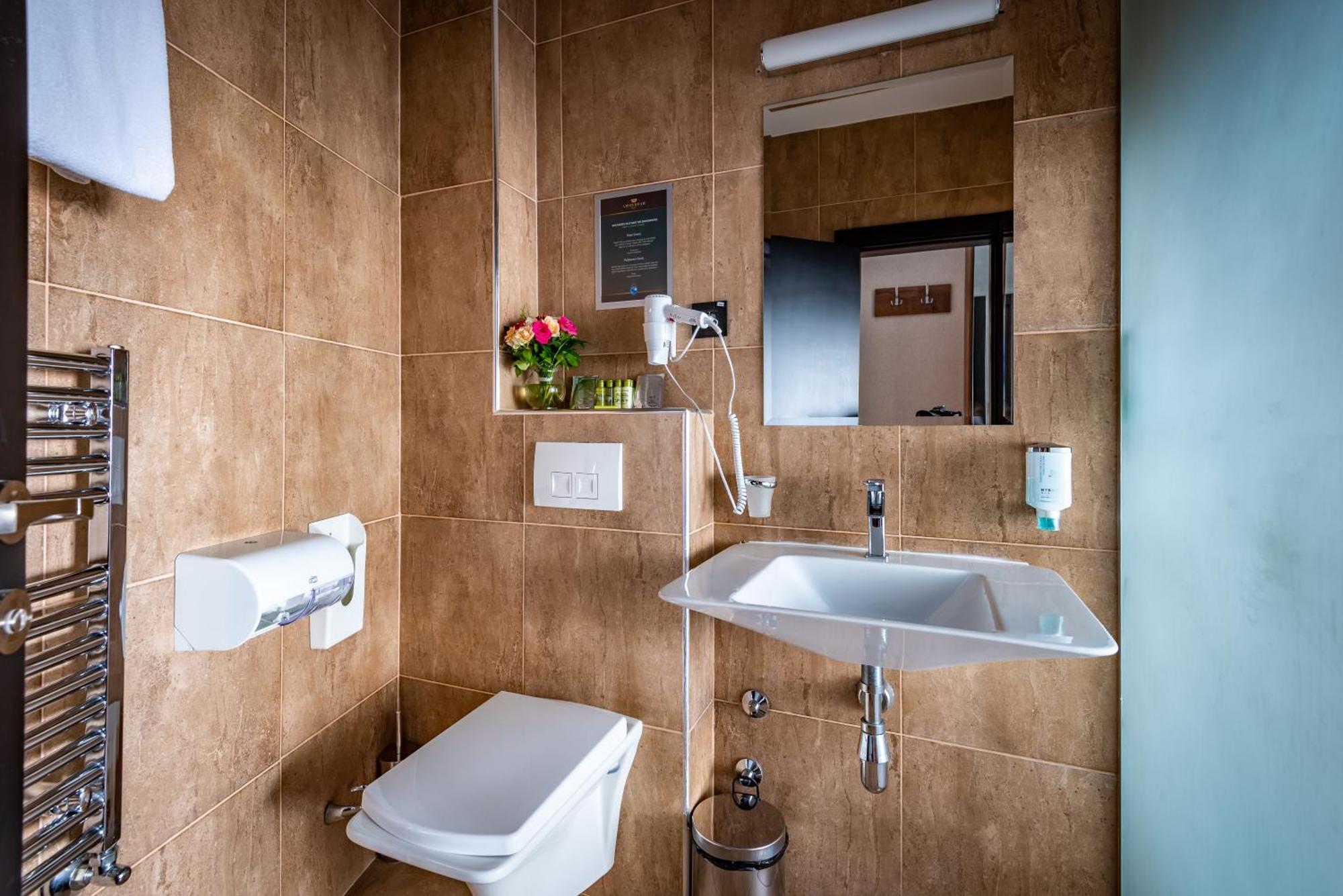 Comfort Twin Room